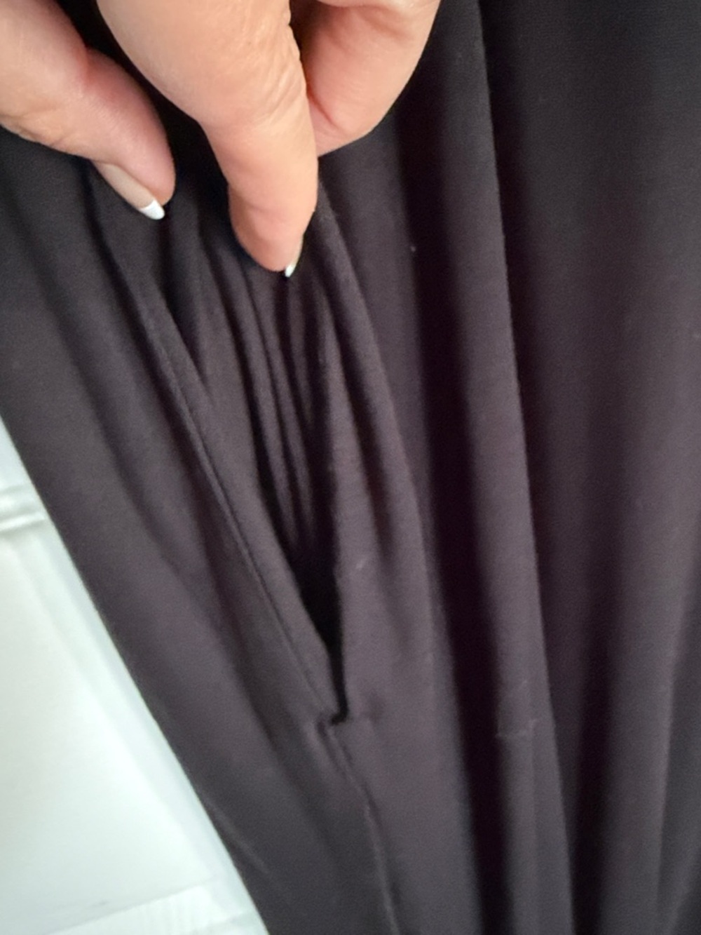 Terra & Sky NWT Black Sleeveless V-Neck Maxi Dress - Picture 4 of 10